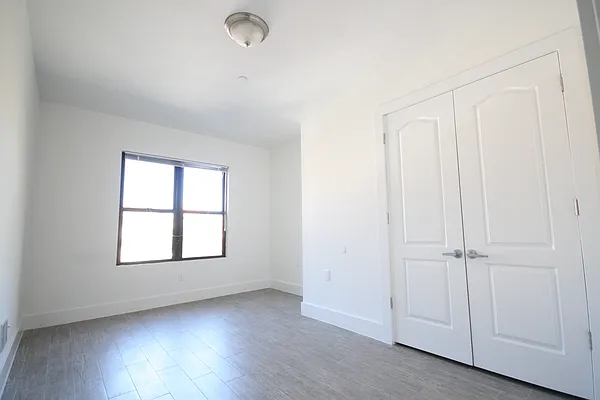 Rented by Rental Solutions Inc | media 33