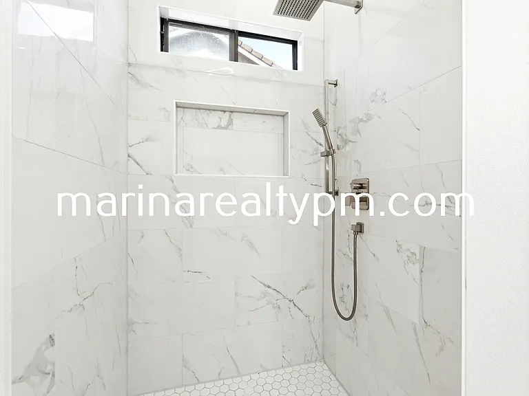 208 Buttercup Cir — Photo 25