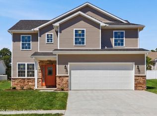 517 Poppy Ln, Moosic, PA 18507