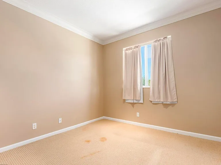 1088 Grove Park Cir — Photo 22