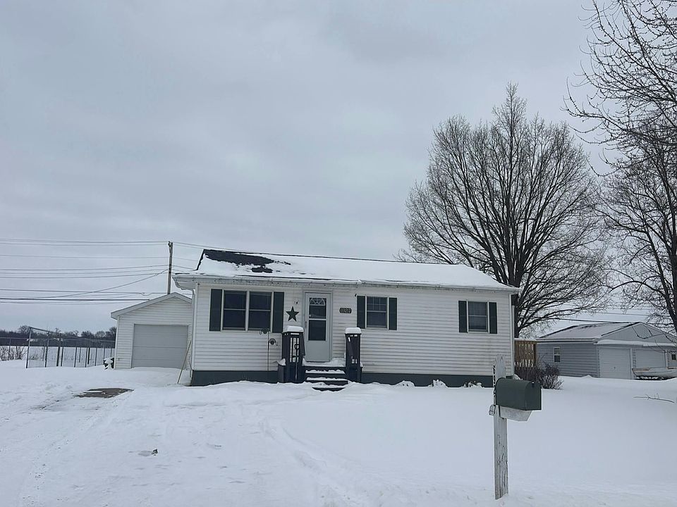 1st image of 69217 Elaine Dr