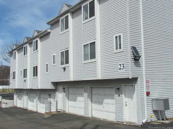 23 Pearl Lake Road #B, Waterbury, CT 06706