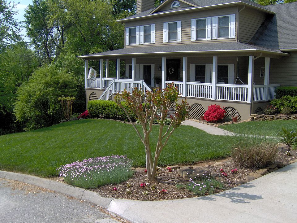 1st image of 800 Glensprings Dr