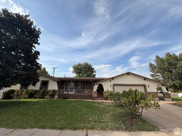 1386 S 1250 E, Clearfield, UT 84015