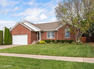 3228 Villanova Dr, Louisville, KY