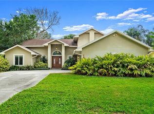 1460 Pinellas Point Dr S, Saint Petersburg, FL 33705