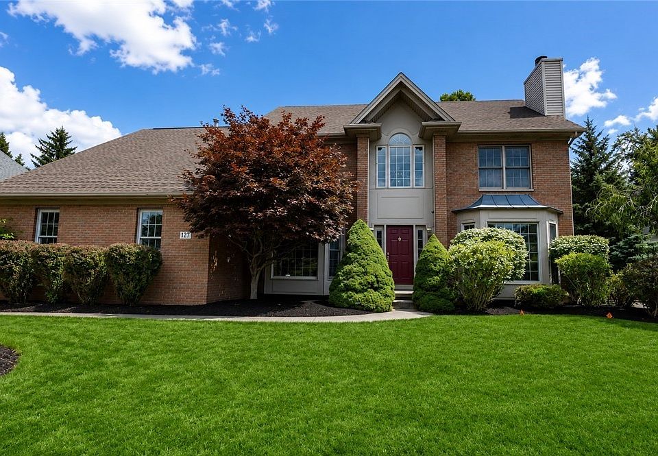 1st image of 127 Covent Garden Ln