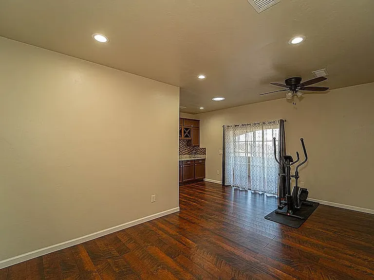 820 Serrano Pointe St NW — Photo 18