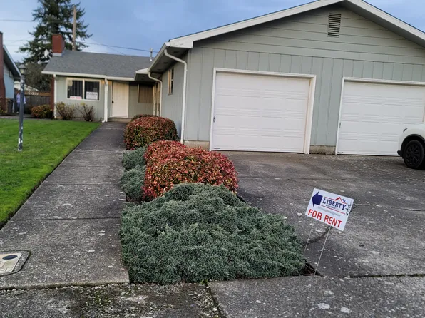 735 W D St, Lebanon, OR 97355