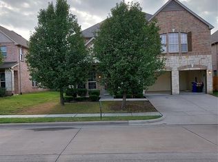 305 Moonlight Dr, Euless, TX 76039