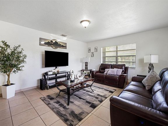 3rd image of 327 NW 3rd St