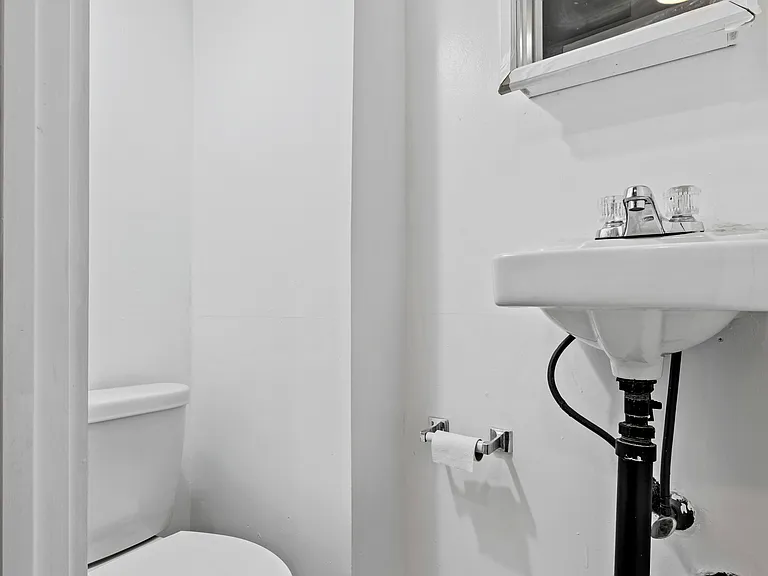 1073 Bedford Ave #3C — Photo 12