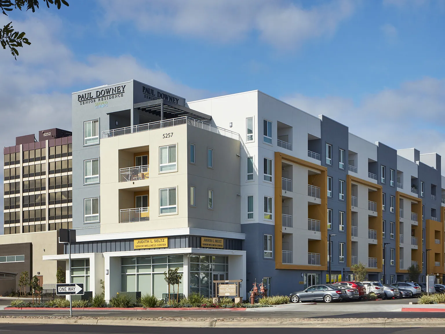 1 bed, 1.0 bath, $1,801 — Photo 2