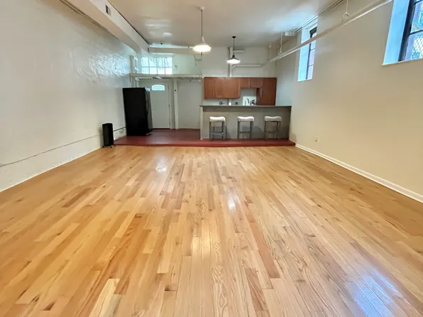 1211 N Lovegrove St #1, Baltimore, MD 21202