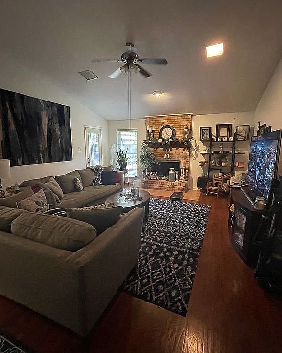 1st image of 4502 Deer Lodge Ct