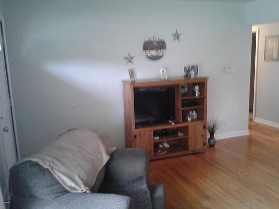 2nd image of 4747 Grantwood Ave SE