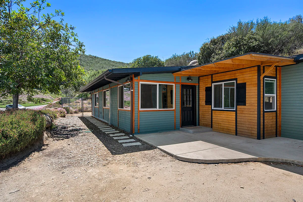 937 Peutz Valley Rd — Photo 3