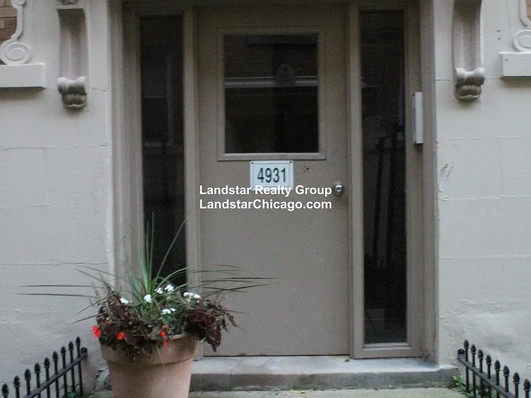 4931 N Whipple St #3W — Photo 17