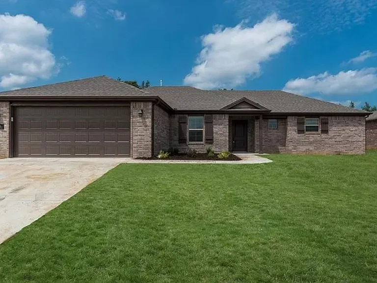 102 Kindley Ct — Photo 1