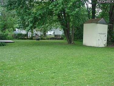 3rd image of 264 Woodside Ave