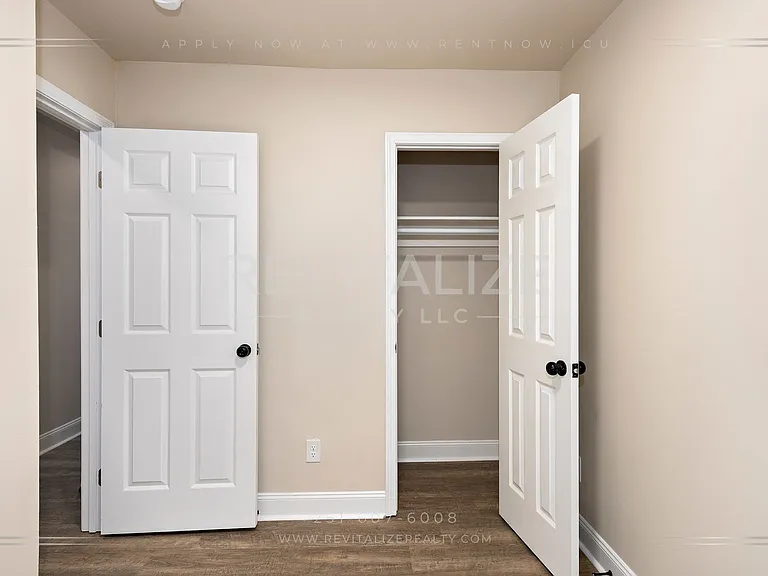 1704 McGill Ave — Photo 17