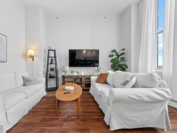 116 Court St APT 803