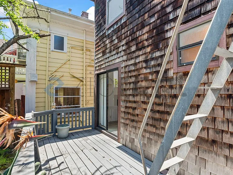 1315 Spruce St #1 — Photo 17