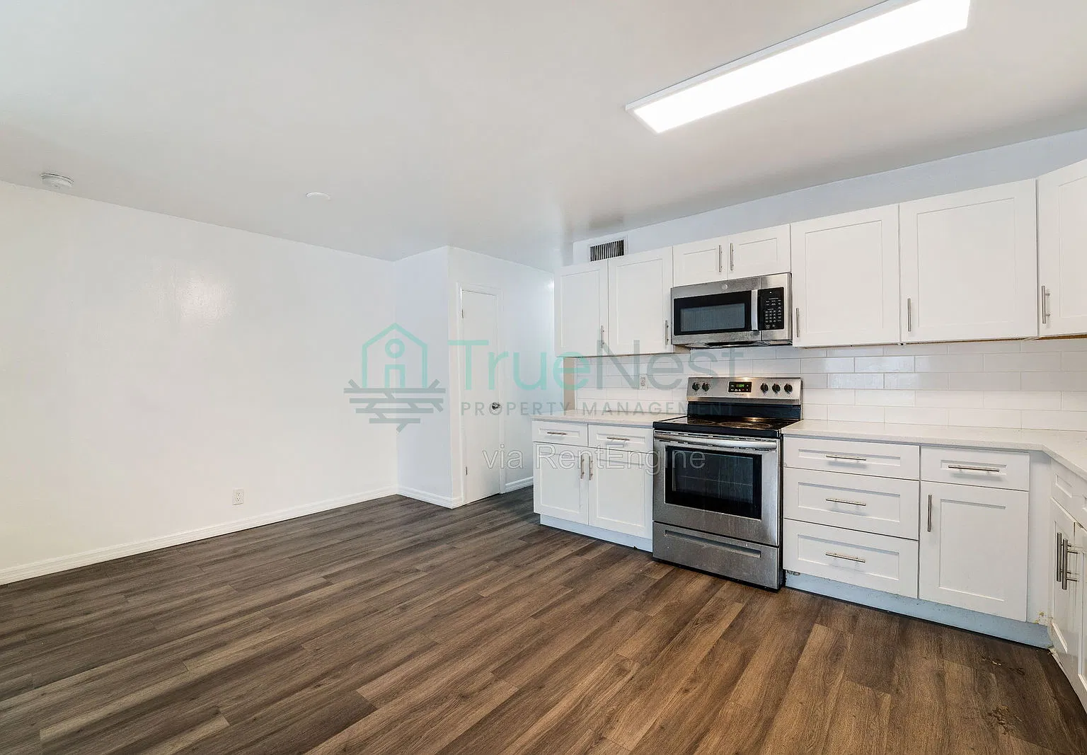 3 bed, 2.0 bath, $2,900 — Photo 4