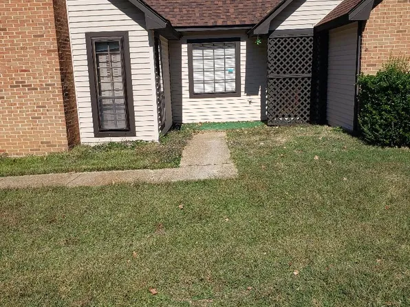 6992 Shadow Oaks Dr, Memphis, TN 38125