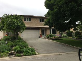 4 Marchmount Cres, Brampton, ON L6S2S9