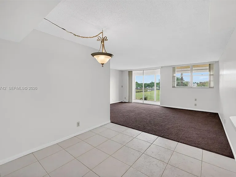 3100 W Rolling Hills Cir #303 — Photo 14