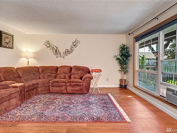 5th image of 3425 S 176th St Unit 263