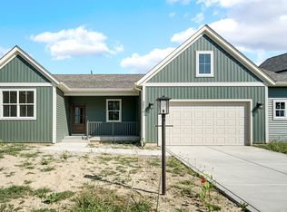 303 Apple Grove Ln, Valparaiso, IN 46385
