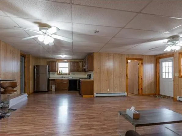 120 Endicott St #1R, Worcester, MA 01610