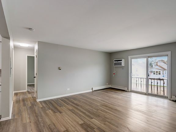 3rd image of 1243 Brown St APT 2G