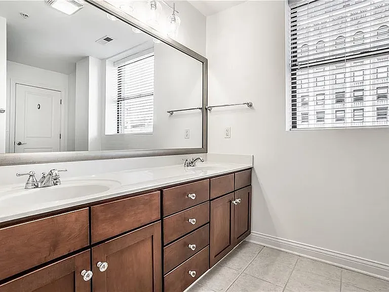 350 N Meridian St #508 — Photo 13