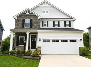 9586 Crooked Creek Dr, Centerville, OH 45458