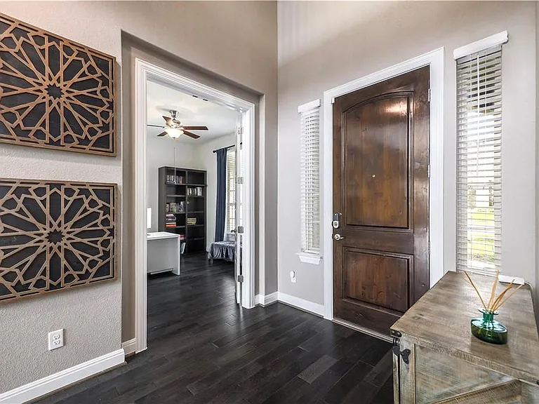 1408 Saddlespur Ln — Photo 12