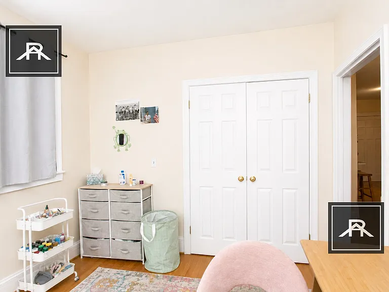 50 Egmont St #1 — Photo 4