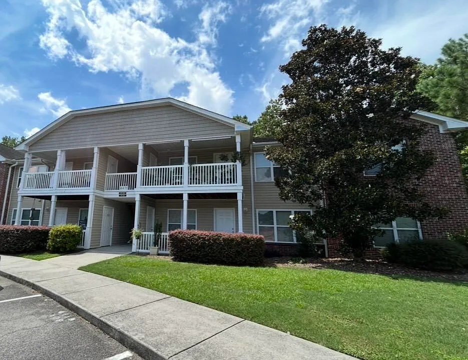 4416 Jay Bird Cir #208
