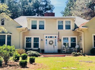 1475 W Connecticut Ave, Southern Pines, NC 28387