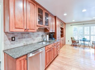 4121 Fort Worth Pl, Alexandria, VA 22304