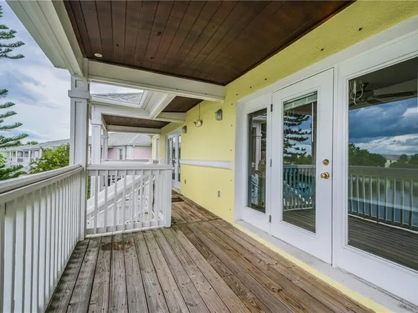 4872 Beach Dr SE APT D, Saint Petersburg, FL 33705