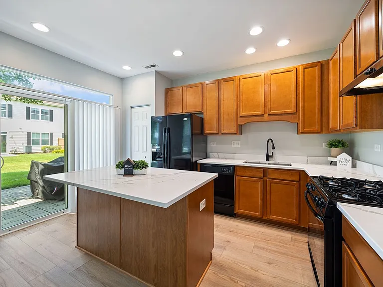 436 Azalea St — Photo 11