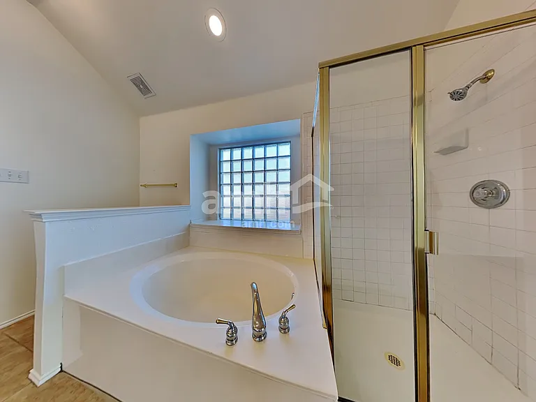 4820 Davy Crockett Trl — Photo 11