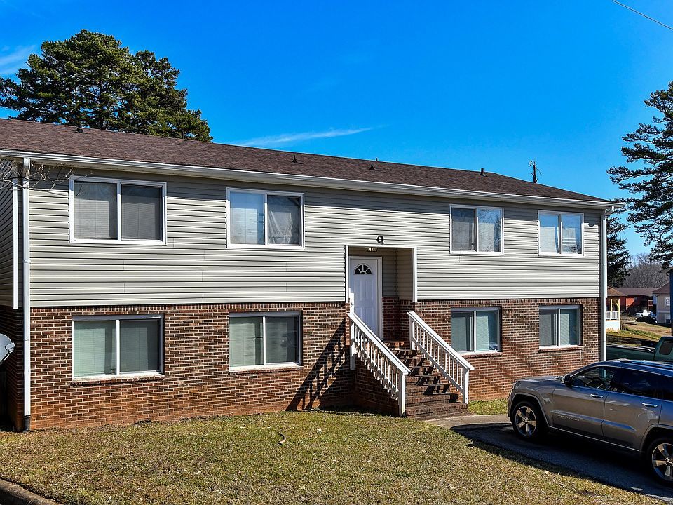 1st image of 3139 Longbow Dr #B