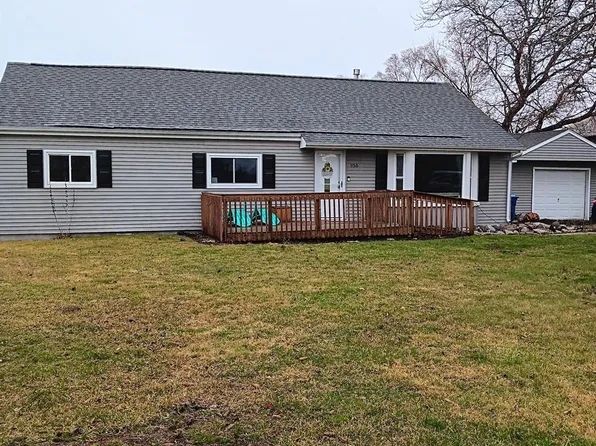 956 W Hampton Rd, Essexville, MI 48732