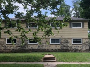 1019 Leavenworth St, Manhattan, KS 66502
