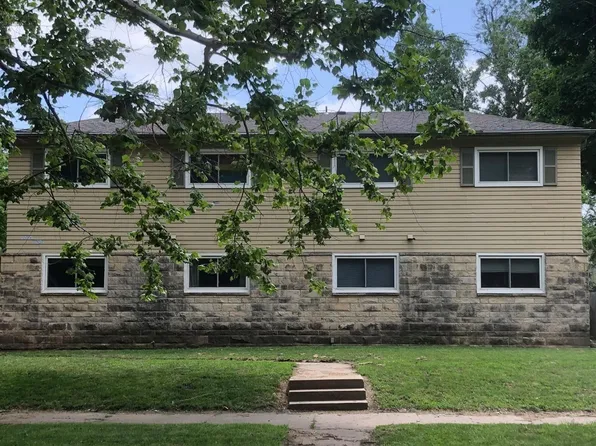 1019 Leavenworth St, Manhattan, KS 66502