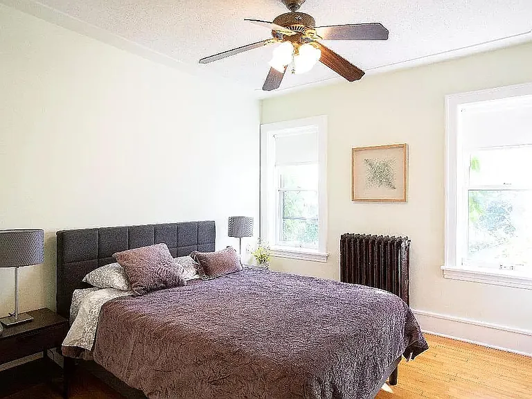 2433 Lyndale Ave S #202 — Photo 8